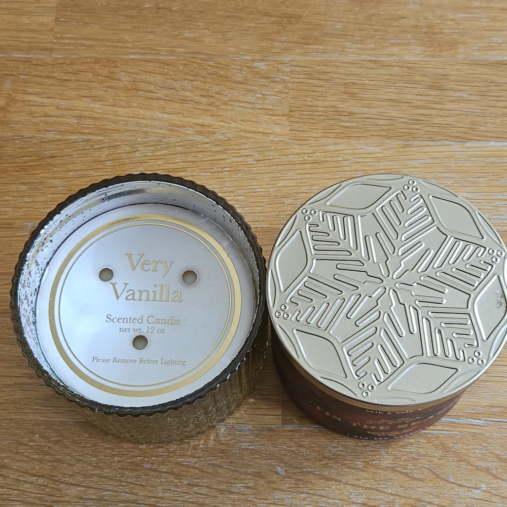 'Tis the Season and Very Vanilla Candle Set